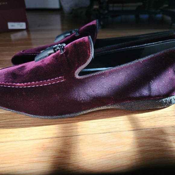 Paul Stuart Men's Velvet Tassel Loafers - Burgundy - Picture 3 of 5